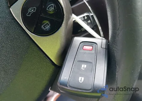 2005 Toyota Prius z USA, uszkodzony, nr VIN JTDKB20U657048411